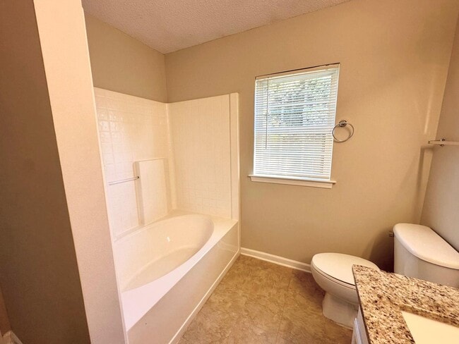 Building Photo - 3414 Summerfield Ridge Ln