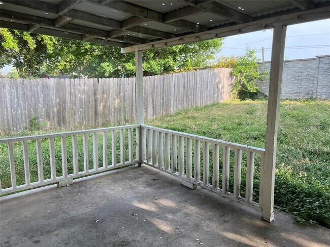 Building Photo - 2817 Single Trace Ct