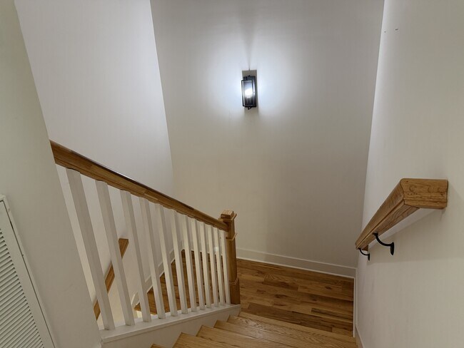 Building Photo - 1602 Litton Ave