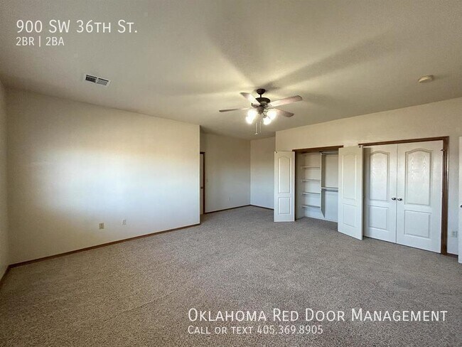 Building Photo - 900 SW 36th St