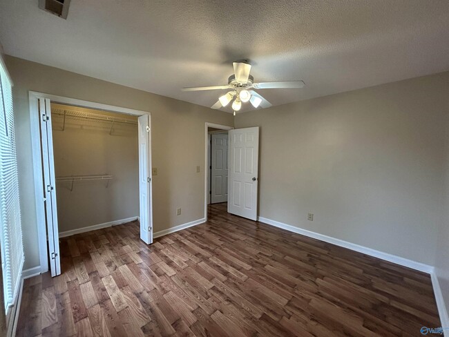 Building Photo - 6873 Old Railroad Bed Rd