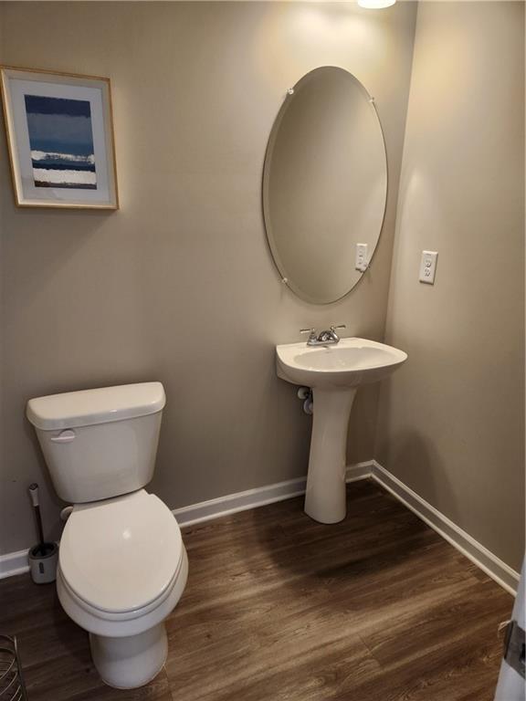 Building Photo - 332 Melody Ln