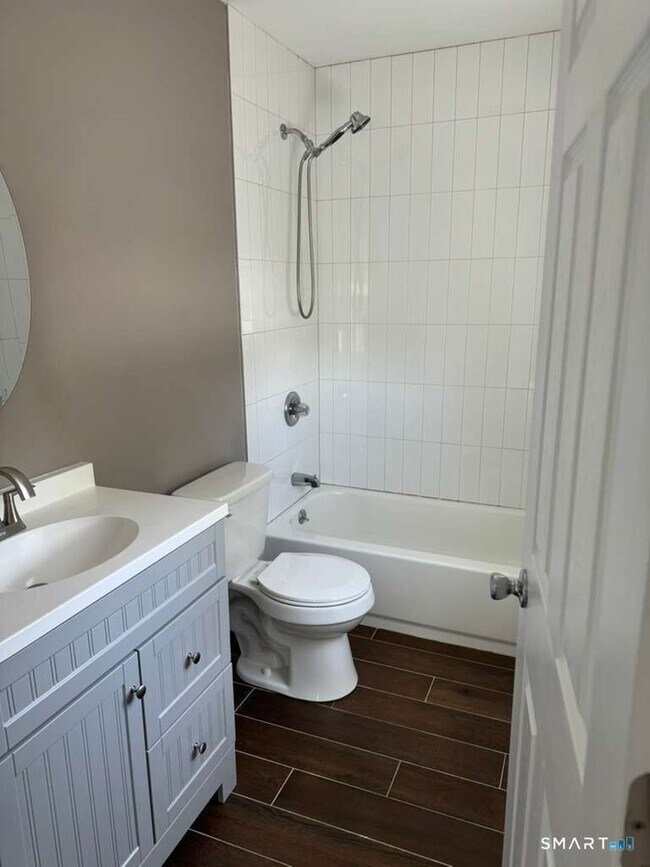 Building Photo - 574 Chopsey Hill Rd