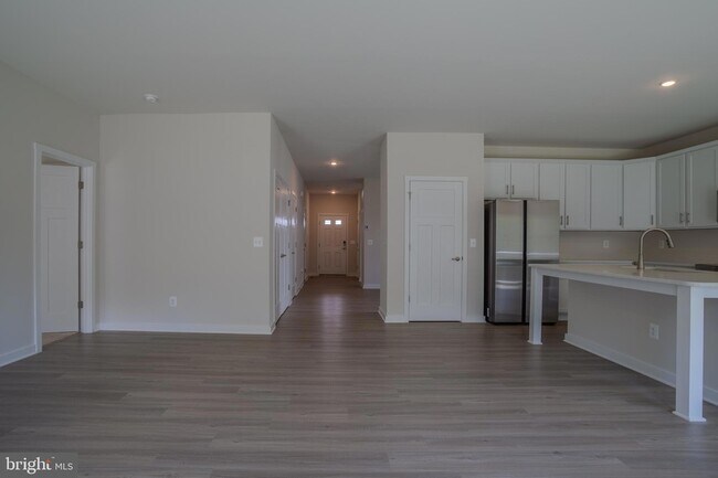 Building Photo - 79 Spatterdock Rd