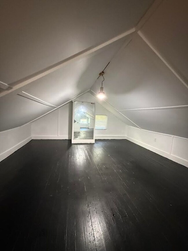 Building Photo - 136 Bridge Valley Rd