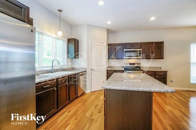 Building Photo - 314 Market St