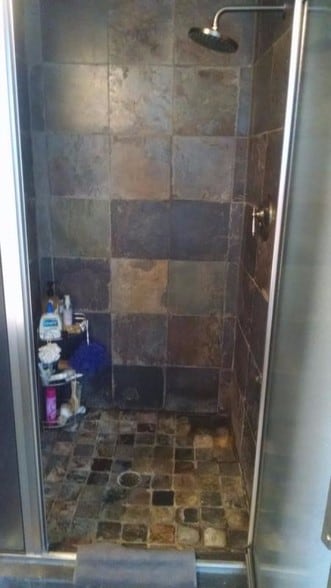 Building Photo - 211 W 8th St