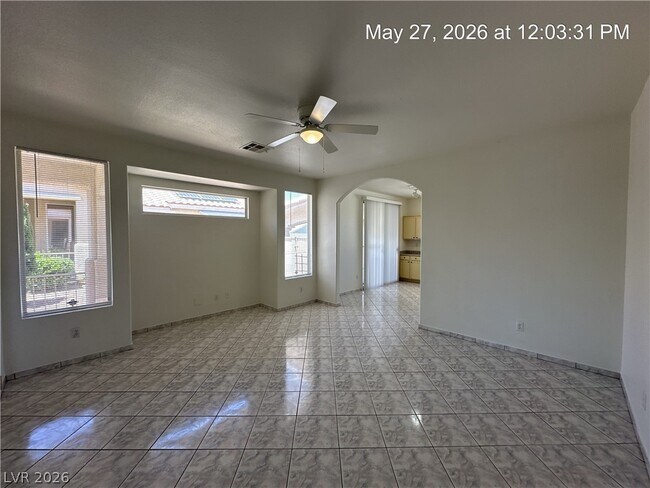 Building Photo - 1006 Wreath Ct