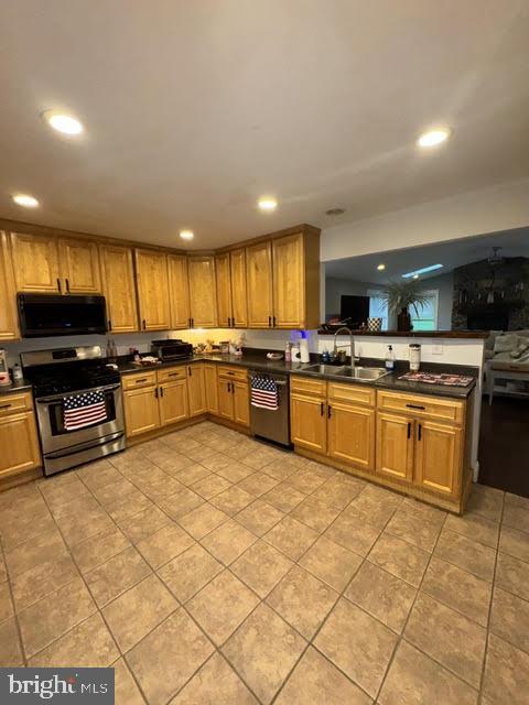 Building Photo - 473 Scott Dr