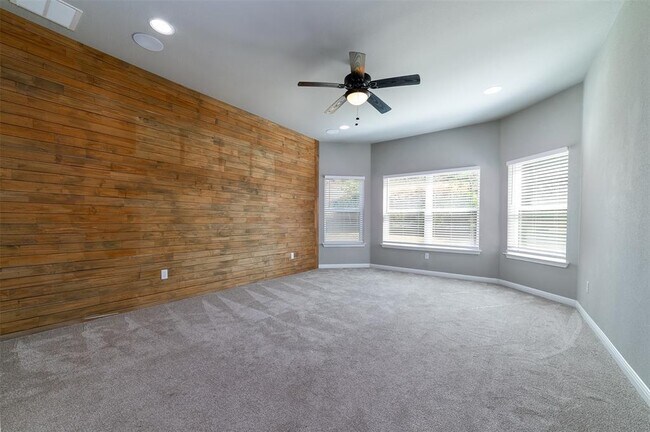 Building Photo - 109 Roseheath Ln