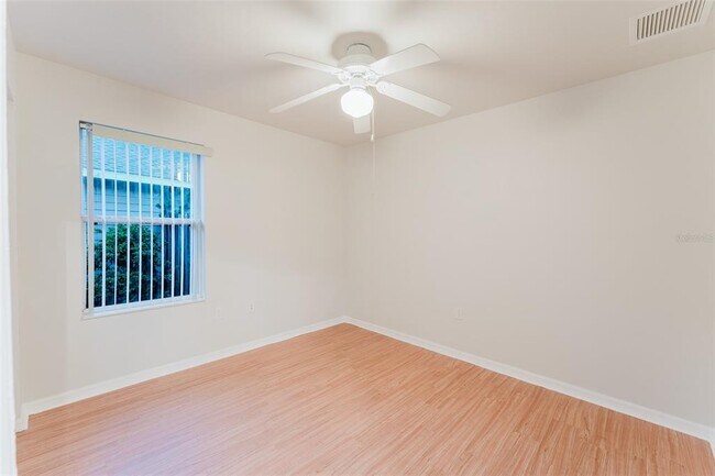 Building Photo - 2114 NW 52nd Pl