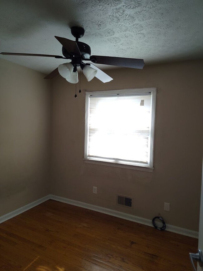 Building Photo - 4609 Melvin Dr