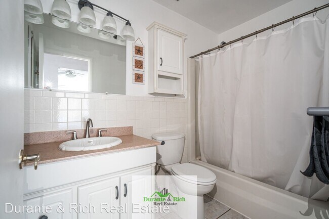 Building Photo - 2 br, 2 bath House - 10640 N Ivy Ct