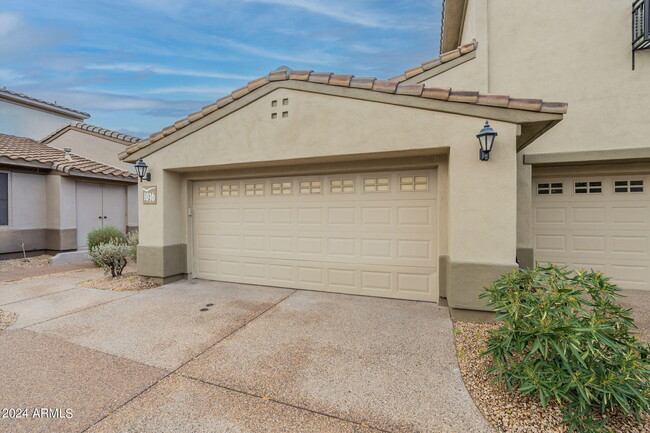 Building Photo - 20802 N Grayhawk Dr