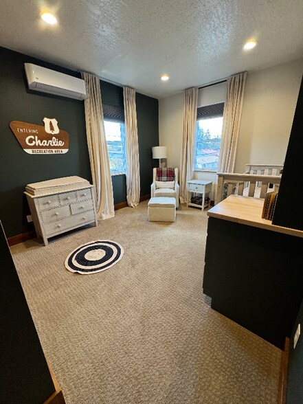 Building Photo - 417 East E Street