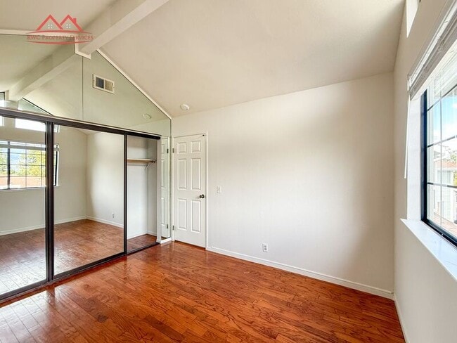 Building Photo - 18027 Hillwood Ln