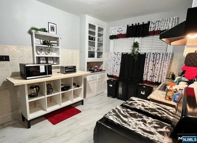 Building Photo - 42 Harding Terrace