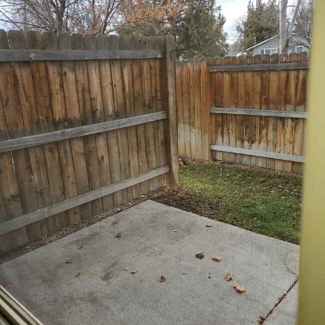 Building Photo - 2436 SW 23rd St