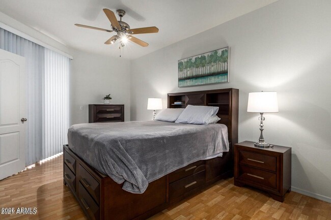 Building Photo - 1701 E Colter St