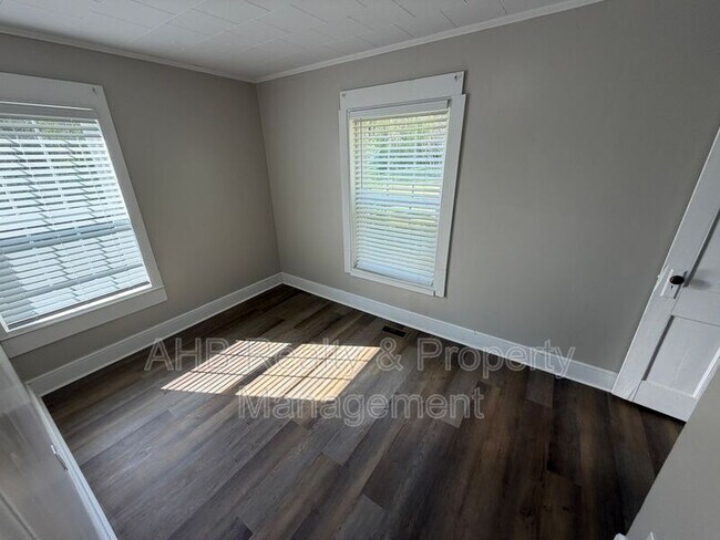 Building Photo - 3188 Mt Willen Rd