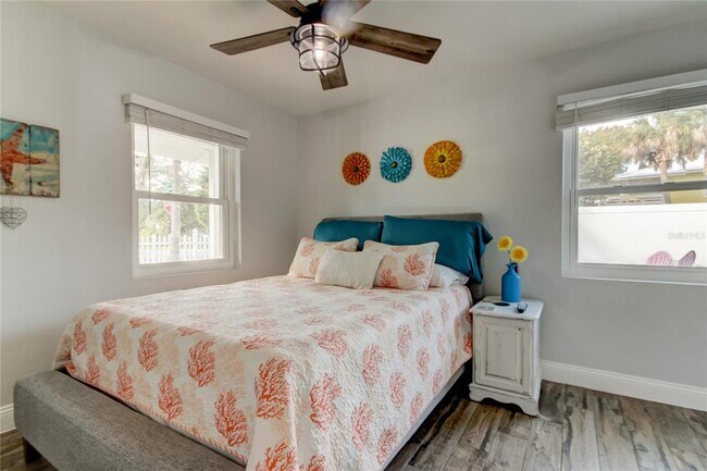 Building Photo - 1907 2nd St N