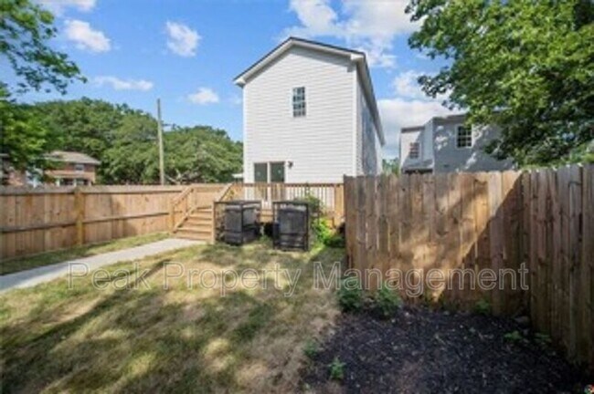 Building Photo - 1203 N 19th St