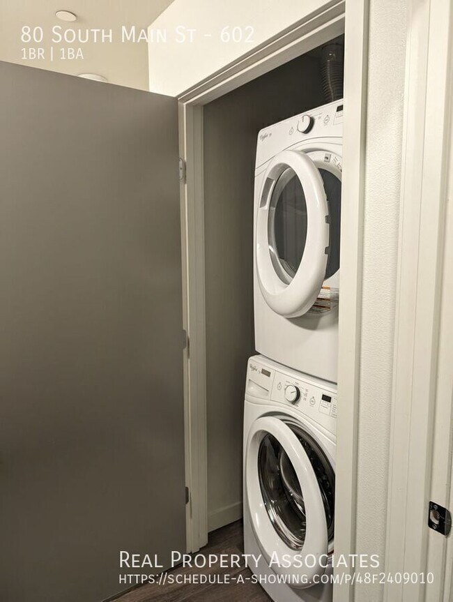 Building Photo - 80 South Main St