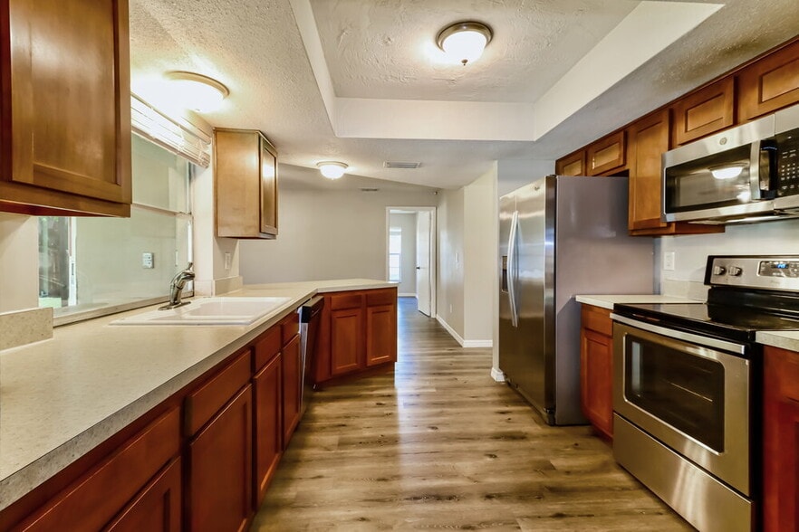 Building Photo - 2859 60th Ave S