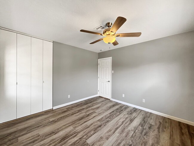 Building Photo - Beautiful 3BD/2BA House in Clairemont W/ W...