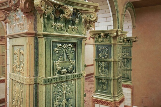 Building Photo - 4 Charlesgate E