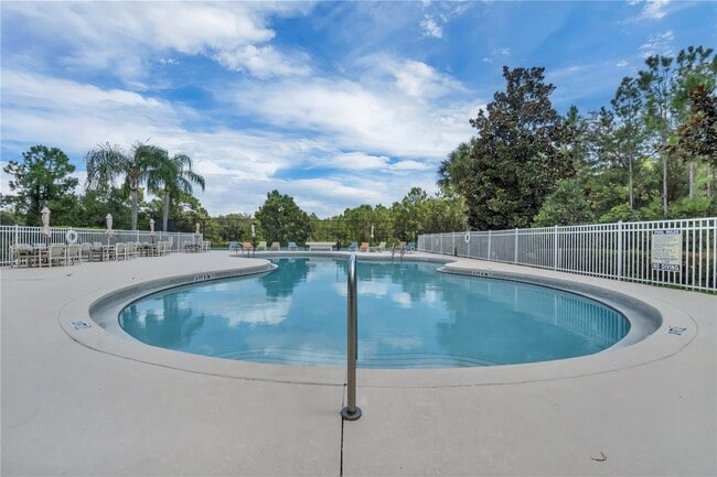 Building Photo - 16635 Palm Spring Dr