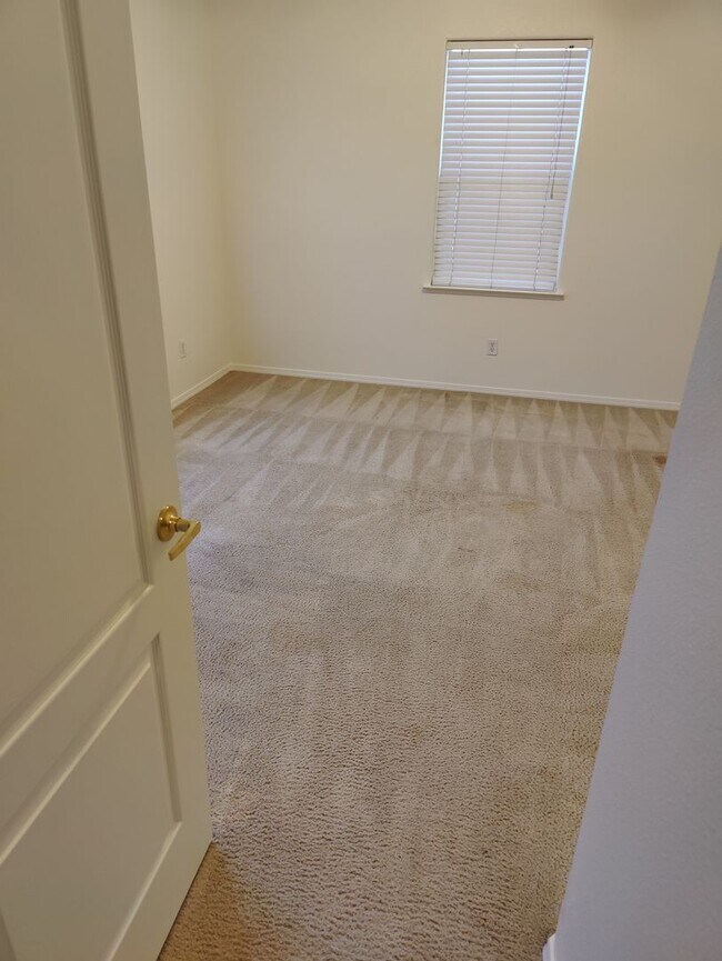 Building Photo - Great Location in Clovis !