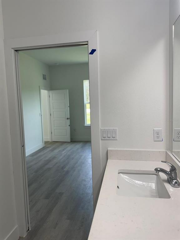 Building Photo - 9187-9189 N Travis Dr