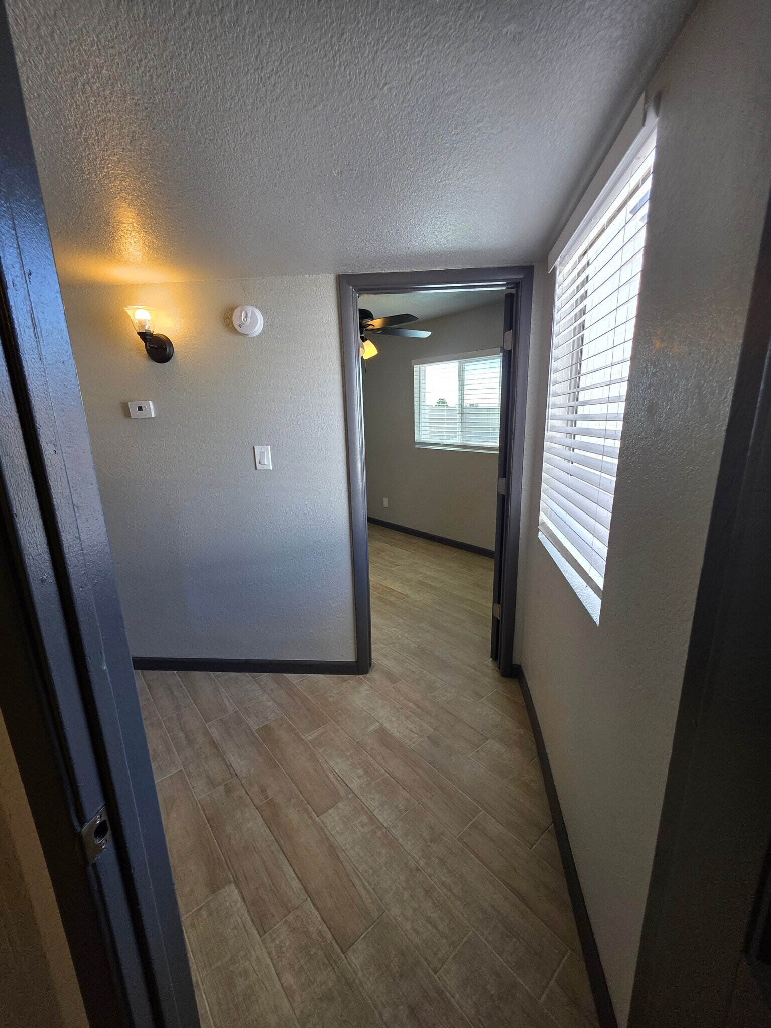 Building Photo - 1749 E Pepper Cir