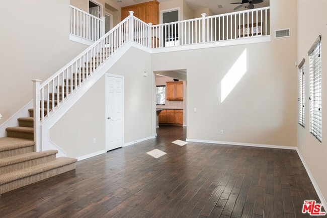 Building Photo - 801 Oceano Dr