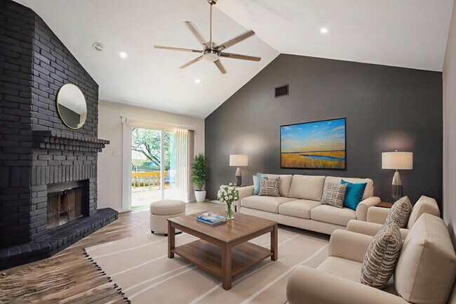 Building Photo - Updated 3 Bed / 2 Bath One-Story Home in San Antonio – Glen Wood Subdivision