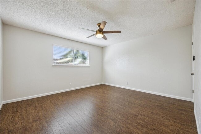 Building Photo - 11602 Fast Horse Dr