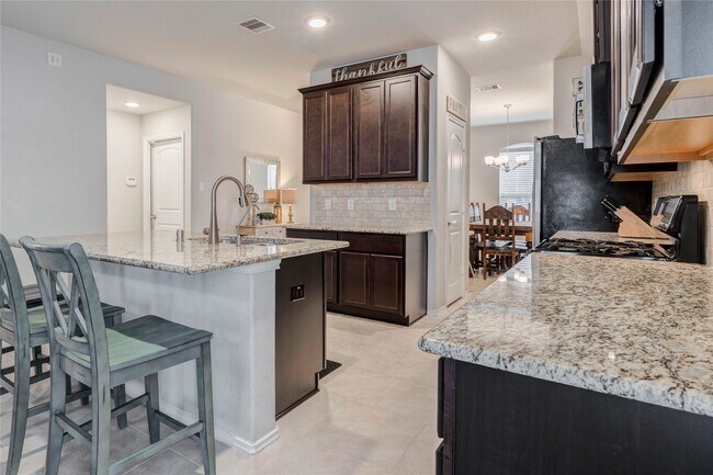 Building Photo - 23810 Rivage Ridge Dr