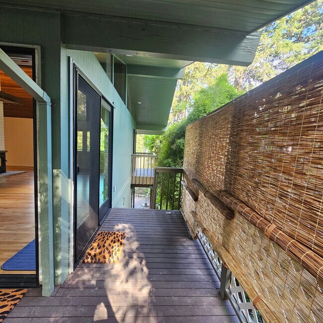 Building Photo - Private Bainbridge Island Retreat with Acreage & Modern Comforts