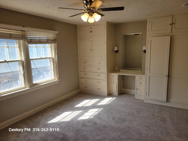Building Photo - 3419 Edgemont St