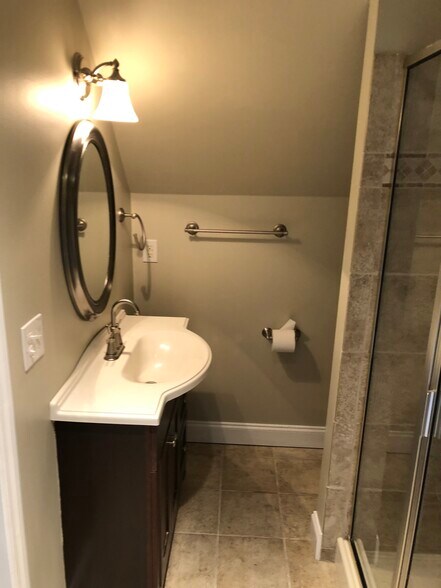 Building Photo - 1513 Hawkstone Dr