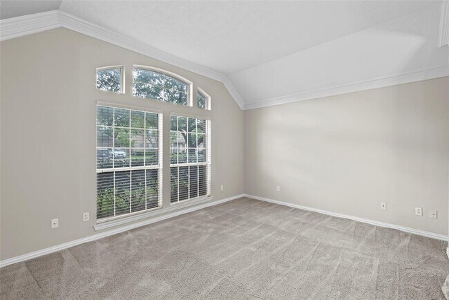 Building Photo - 12058 Miramar Shores Dr