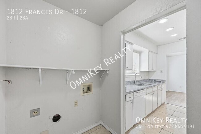 Building Photo - 1812 Frances Dr