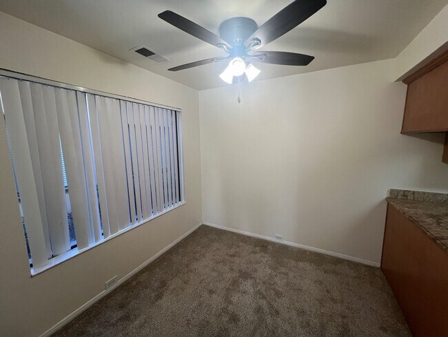 Building Photo - 539 Woodside Oaks