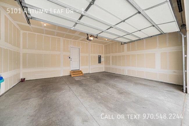 Building Photo - 5101 Autumn Leaf Dr