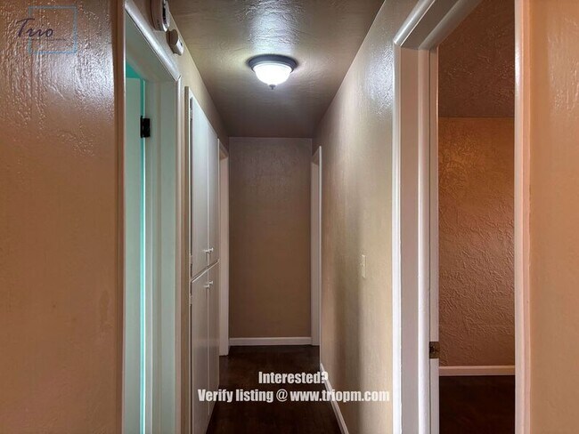 Building Photo - 1663 Larkspur Loop