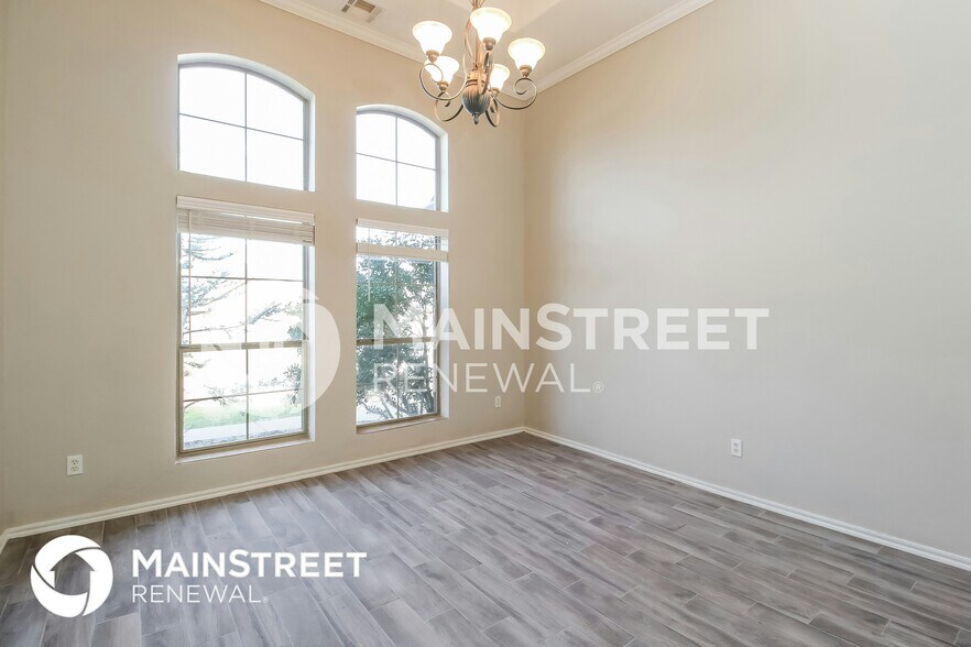 Building Photo - 8820 NW 120th St