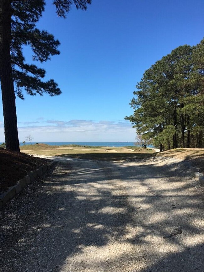 Building Photo - 2-32A Mason Ave