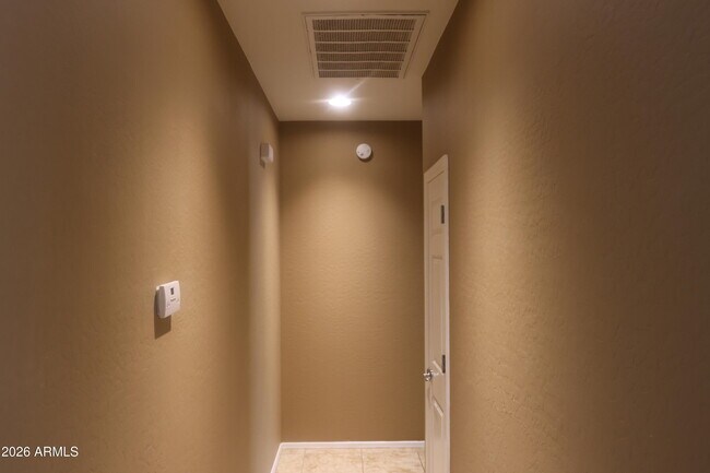 Building Photo - 5316 W El Cortez Trail