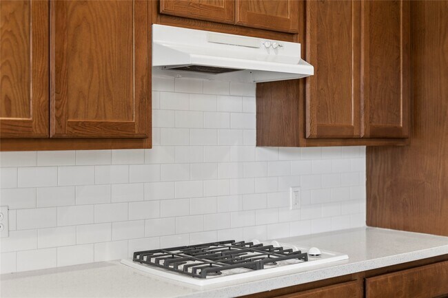 Building Photo - 521 Ironwood Forest Dr